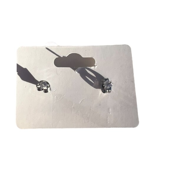 Iron Man Arc Reactor Stud Earrings - Picture 3 of 3